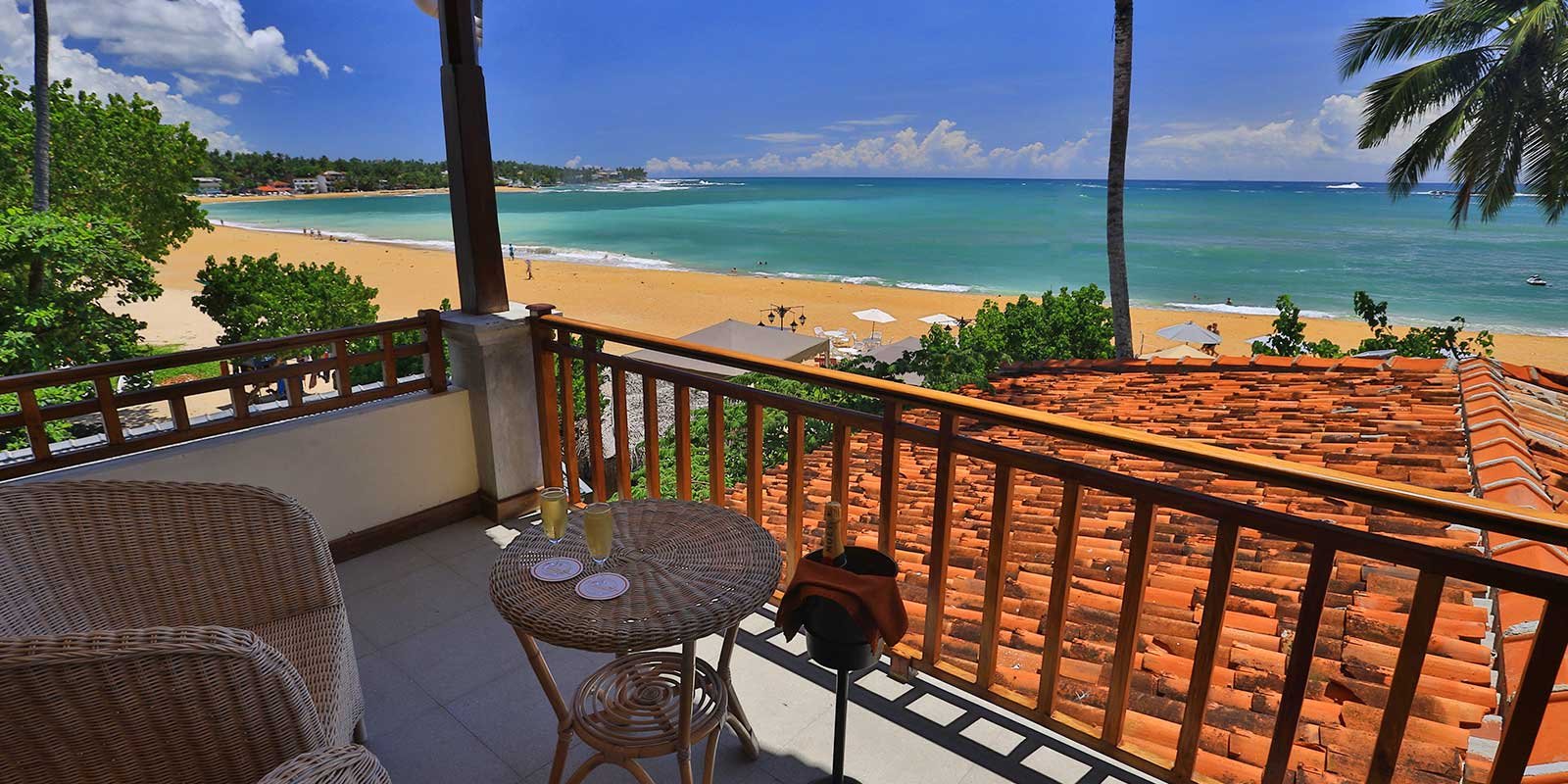 Thaproban beach house